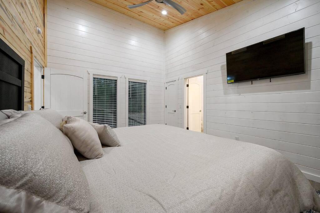 Diamond Cabin W/ Jet Shower & Secluded Back Deck! 布罗肯鲍 外观 照片