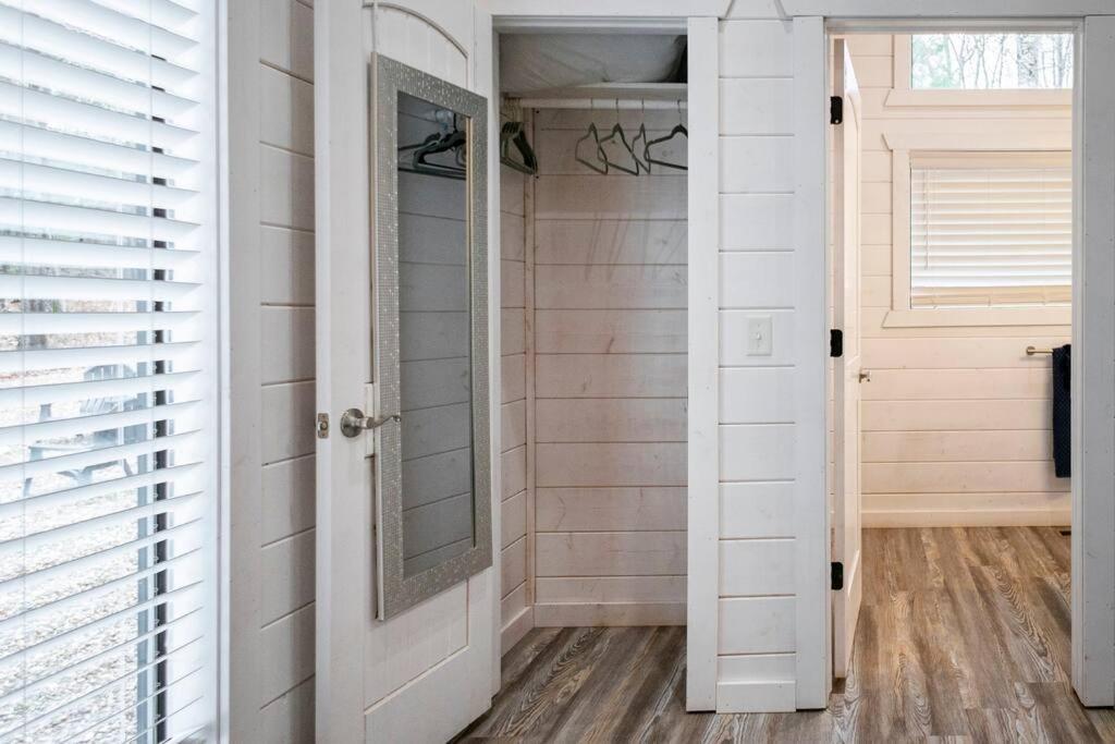 Diamond Cabin W/ Jet Shower & Secluded Back Deck! 布罗肯鲍 外观 照片